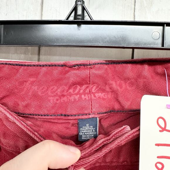 Tommy Hilfiger Freedom Boot Pants Women Size 8 Red Two Button Bootcut Jeans Zip - Picture 3 of 6